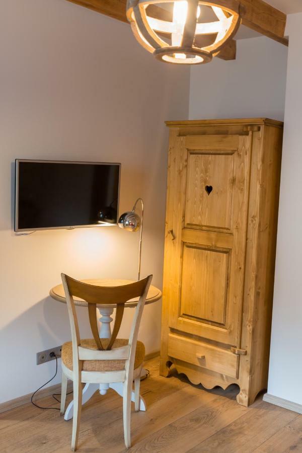 Les Chambres Chez Christine Ottrott Eksteriør bilde